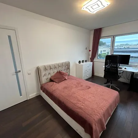 Cottage *